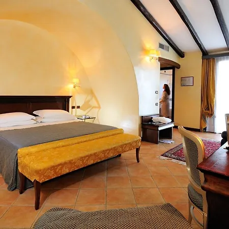 Arbatasar Hotell Àrbatax