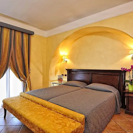 Arbatasar Hotell Àrbatax
