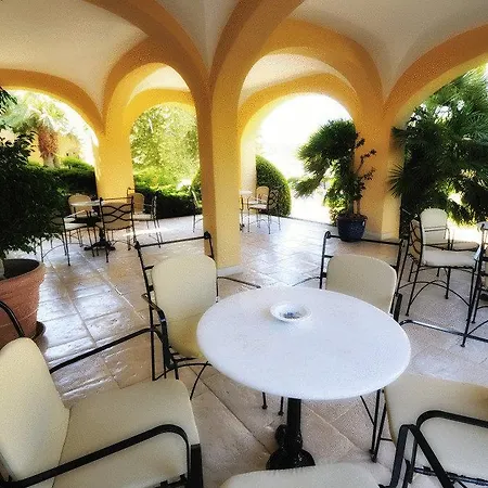 Arbatasar Hotell Àrbatax