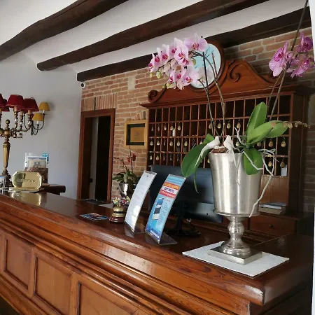 Hotel Arbatasar