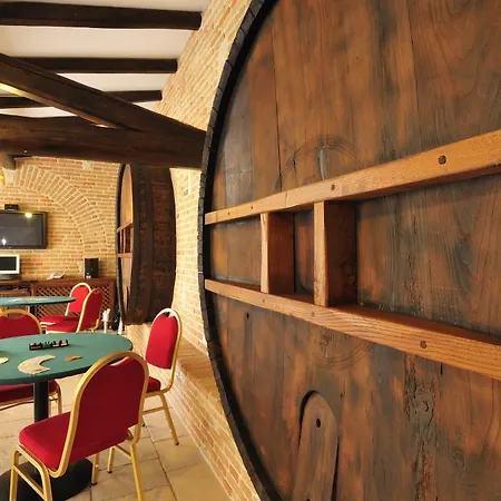 מלון Arbatasar ארבאטקס