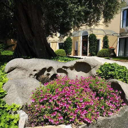 アルバタサル アルバタクス